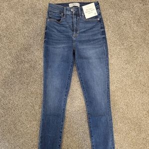 Abercrombie Curve love